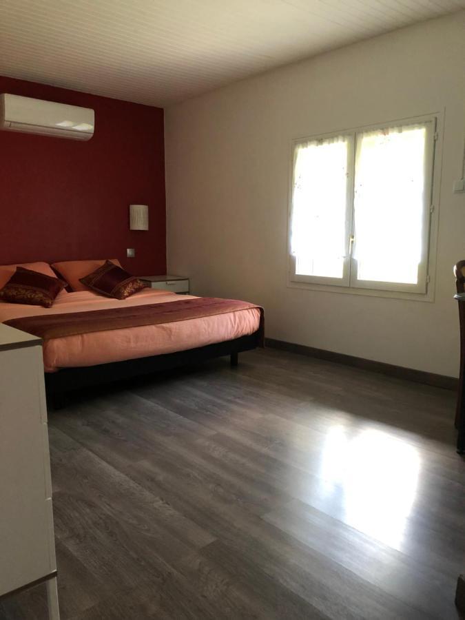 La Ferme Du Bonheur Bed & Breakfast Arbigny Екстериор снимка