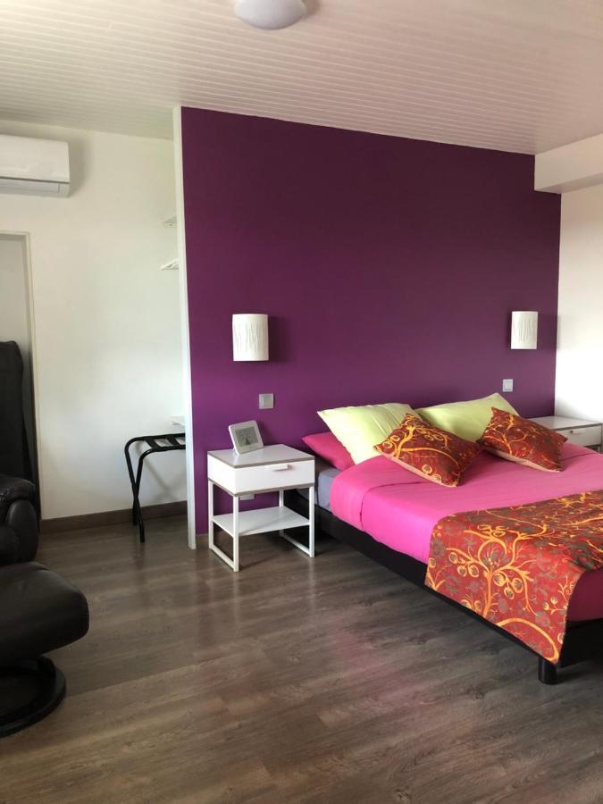 La Ferme Du Bonheur Bed & Breakfast Arbigny Екстериор снимка
