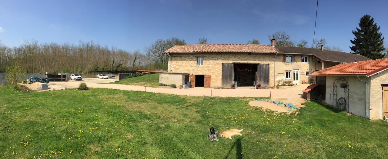 La Ferme Du Bonheur Bed & Breakfast Arbigny Екстериор снимка